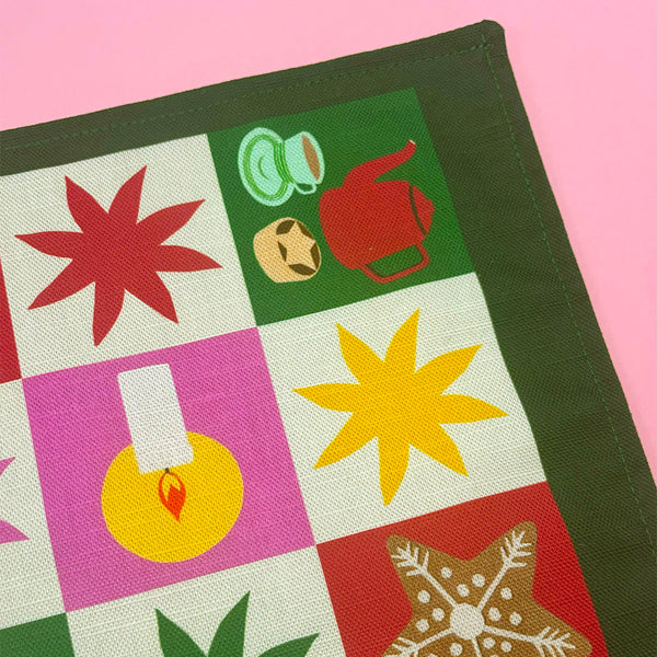 Cosy Christmas table runner | double sided