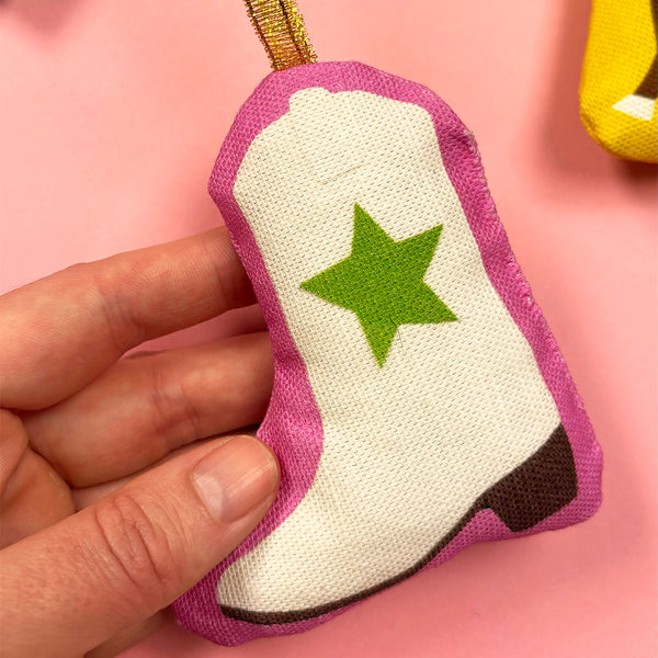 Sew-Your-Own Set of Western Tree Decorations | craft kit