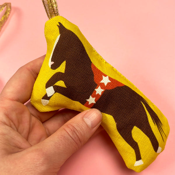 Sew-Your-Own Set of Western Tree Decorations | craft kit